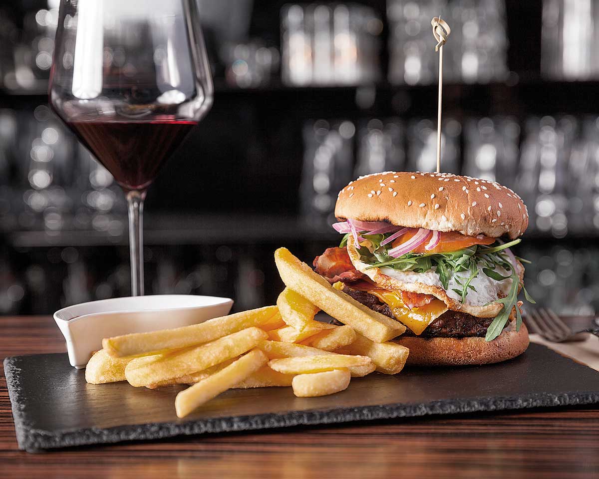 Harmonizacao de vinho com hamburguer